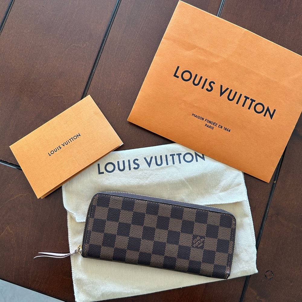 Authentic Louis Vuitton Clémence Wallet